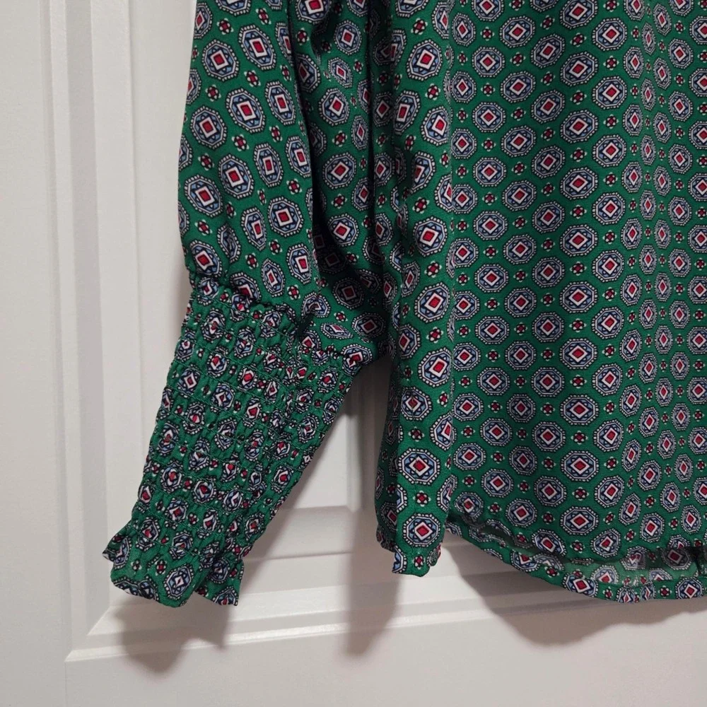 Maison dAmelie Paris Green Geometric Print Mock Neck Ruffle Blouse Long Sleeve M - Picture 4 of 9
